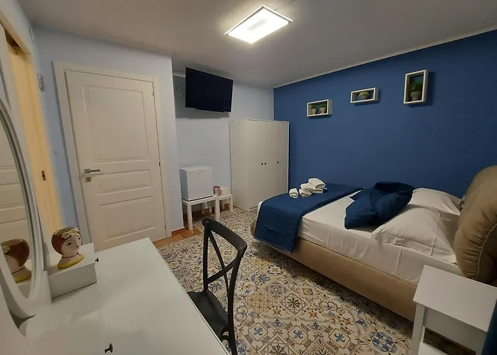 Piazza Mazzini B&B 4*