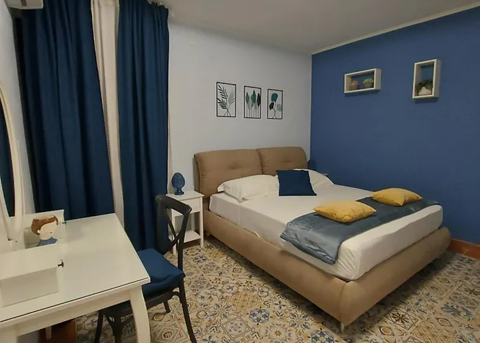 Piazza Mazzini 4*