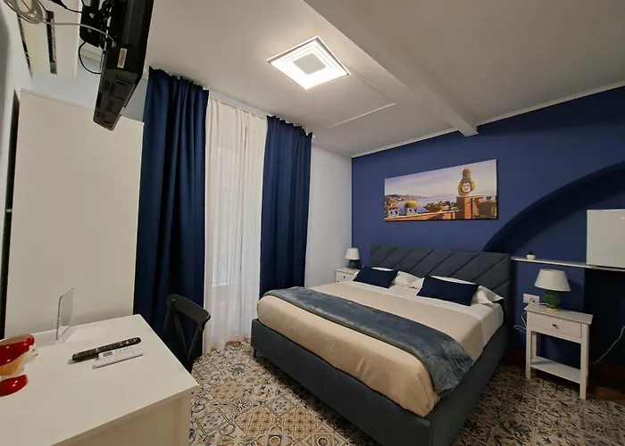 Piazza Mazzini 4*