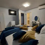 Piazza Mazzini 4*