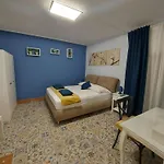 Piazza Mazzini Отель типа 