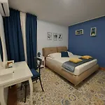 Piazza Mazzini 4*