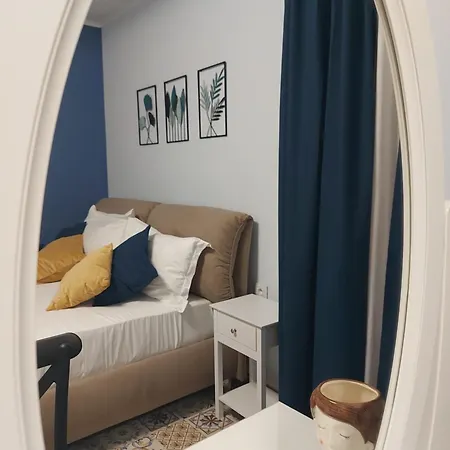 Piazza Mazzini Bed & Breakfast 4*