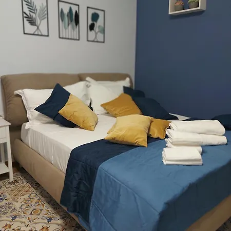 Piazza Mazzini 4*