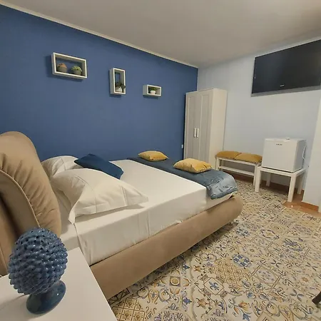 Piazza Mazzini 4* Catane