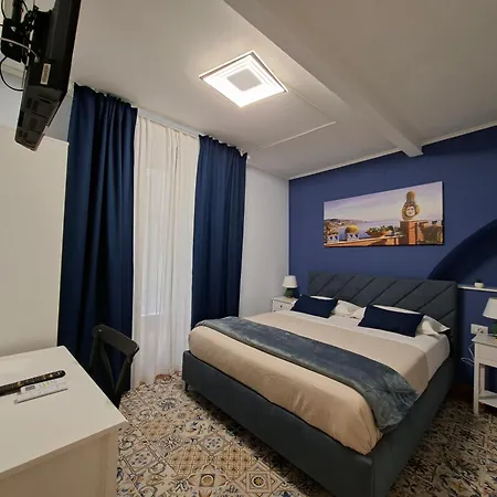 Piazza Mazzini 4*