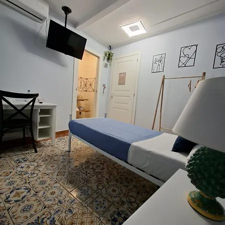 Piazza Mazzini Nocleg ze śniadaniem 4*