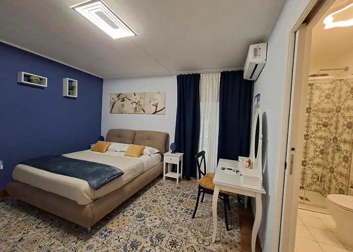 Piazza Mazzini 住宿加早餐酒店 4*